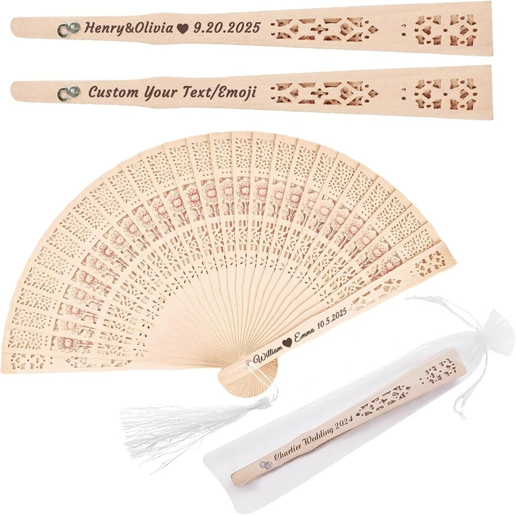 Abanicos de madera blanca troquelada baratos para invitadas a bodas de verano.